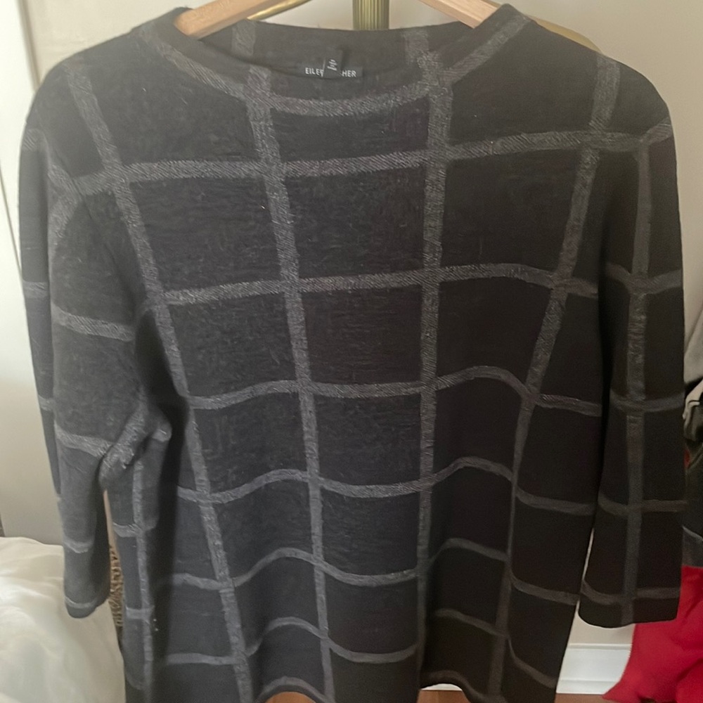 100% merino wool sweater